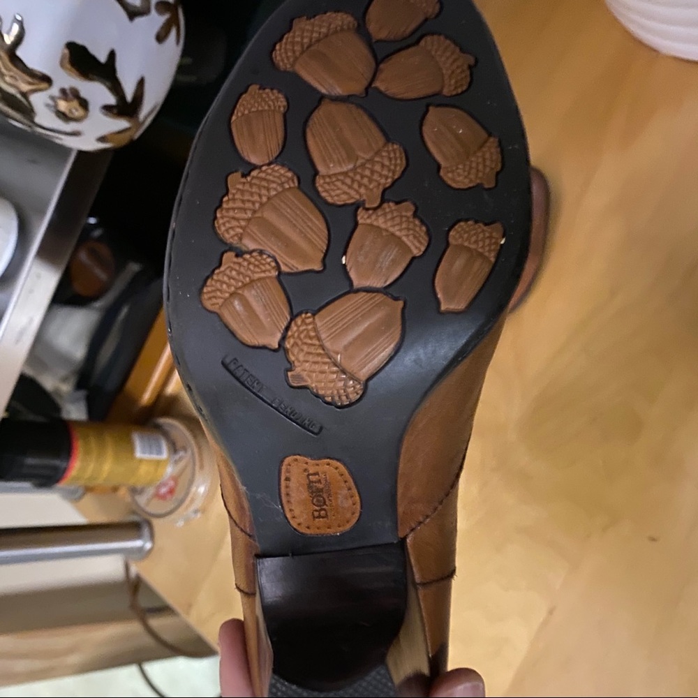 Born heeled booties - Picture 3 of 3